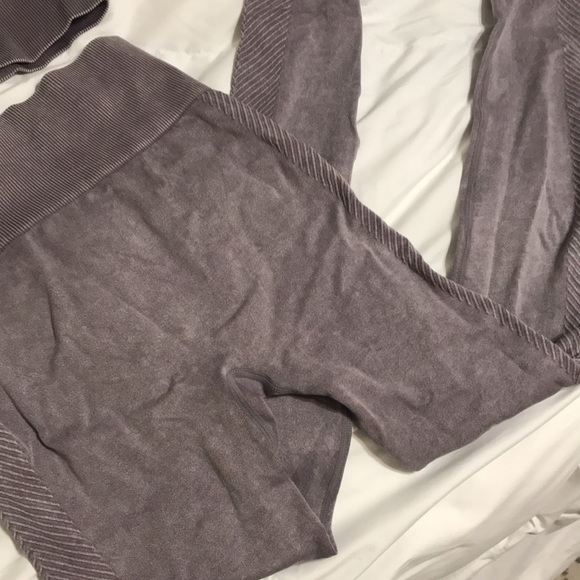 NWOT Mono B. Sport Workout Outfit Sports Bra and Leggings Set - Picture 6 of 8